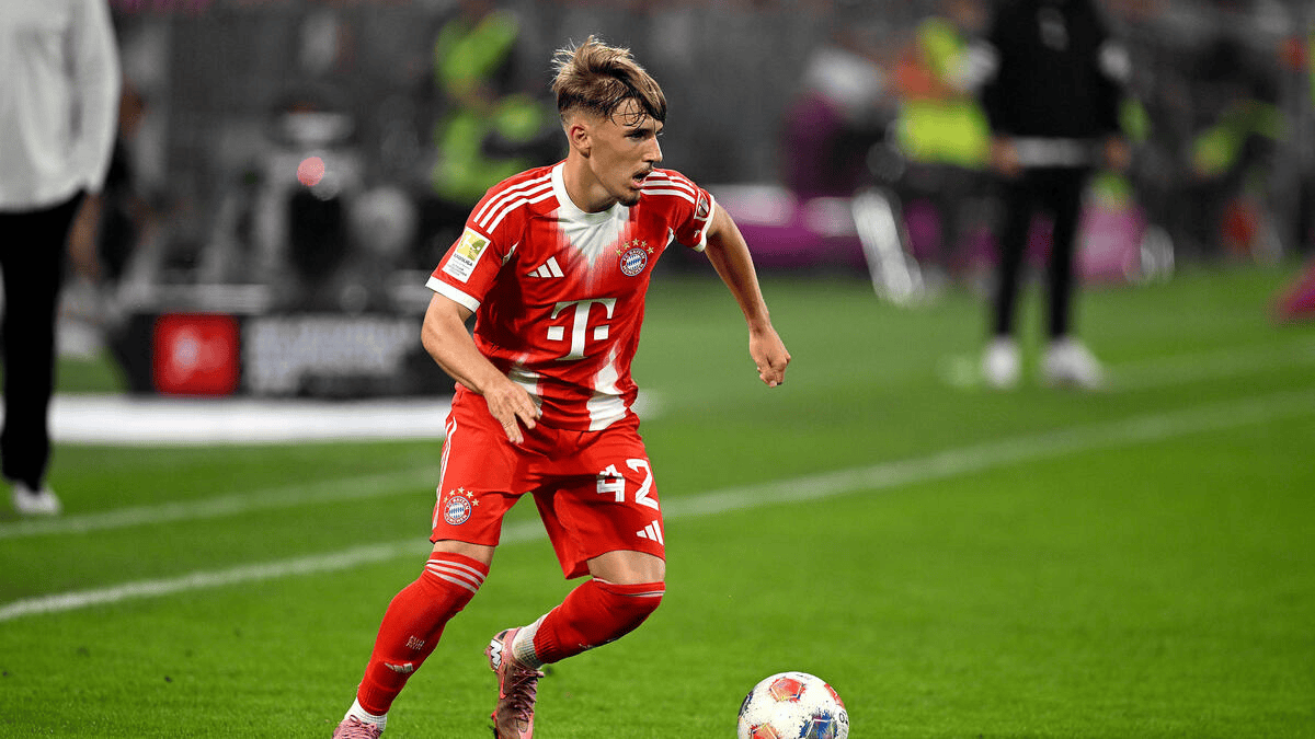 此前他已在 此前他已在